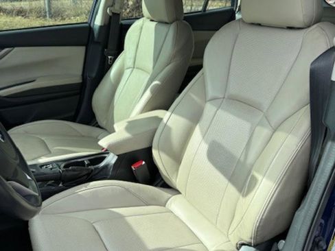 Used 2017 Subaru Impreza 2.0i Limited image 11