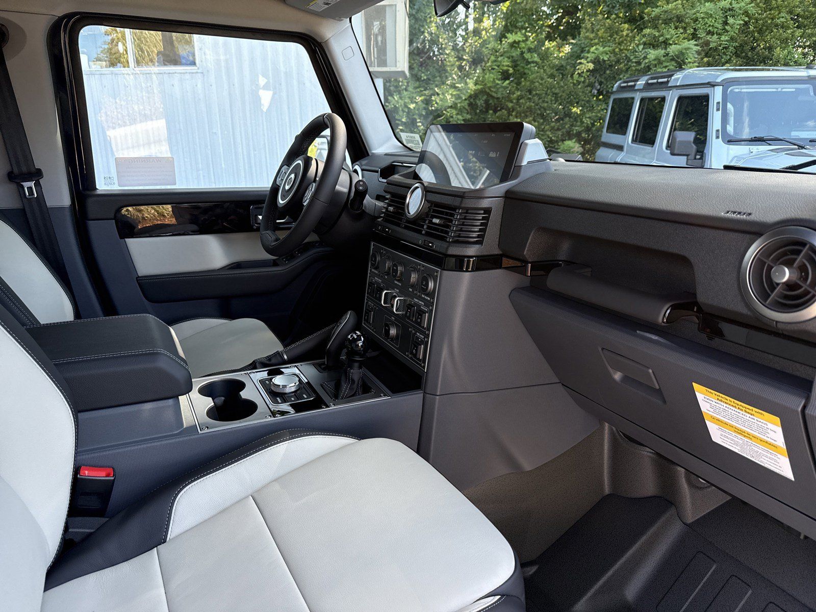 Used 2025 INEOS Grenadier Station Wagon AWD/4WD image 32