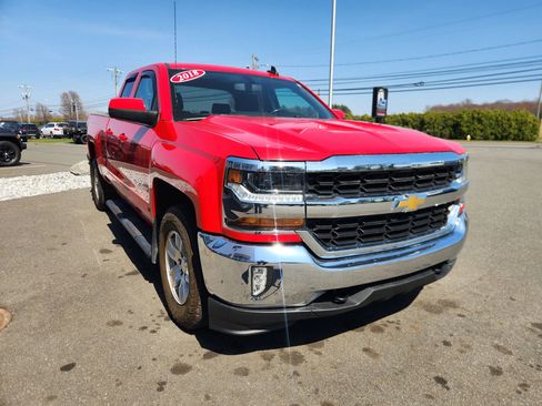Used 2018 Chevrolet Silverado 1500 LT w/ All Star Edition image 19