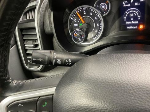 Used 2020 RAM 1500 Big Horn AWD/4WD image 18
