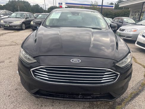 Used 2019 Ford Fusion S FWD image 2