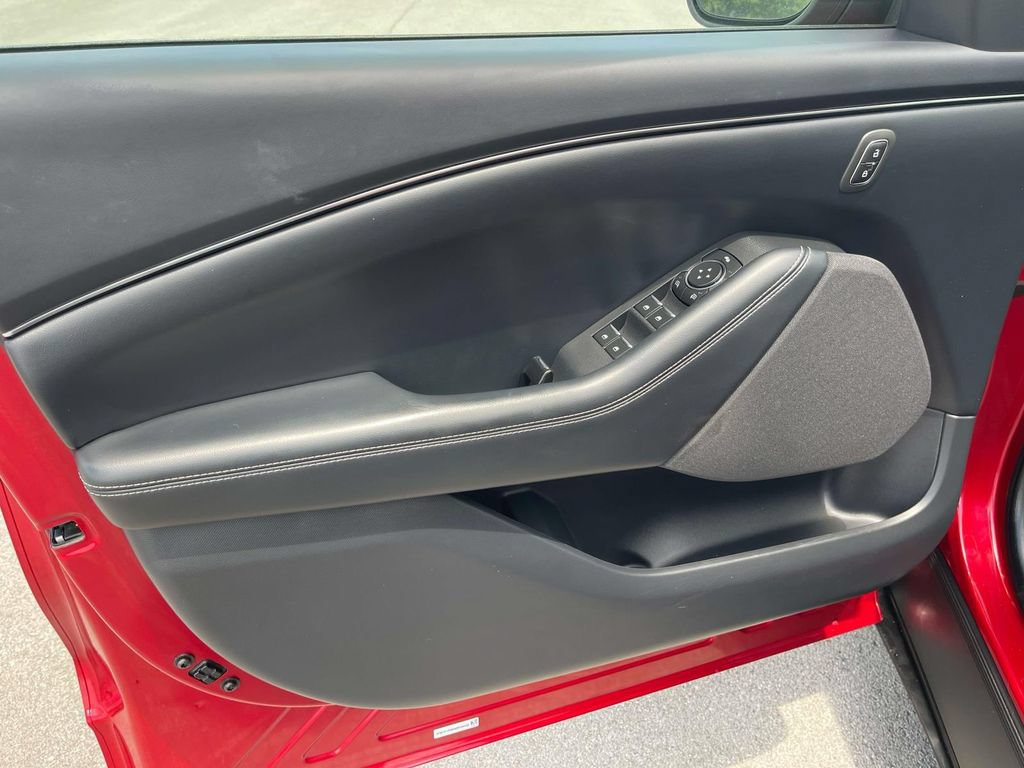 Used 2022 Ford Mustang Mach-E Select RWD image 33