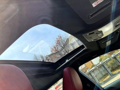 Used 2017 Lexus IS 300 F Sport w/ F Sport Package image 21