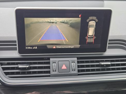 Used 2019 Audi Q5 2.0T Premium Plus image 18