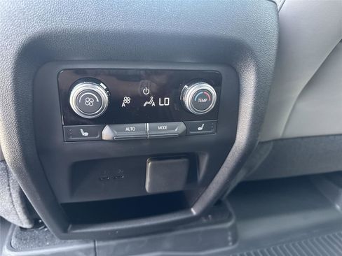 New 2026 GMC Acadia Elevation FWD image 17
