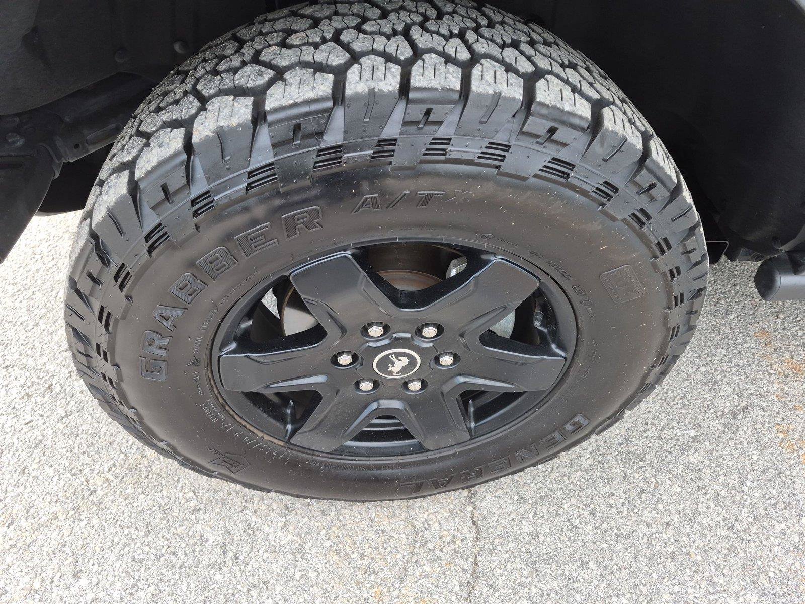 Used 2024 Ford Bronco Black Diamond AWD/4WD image 10
