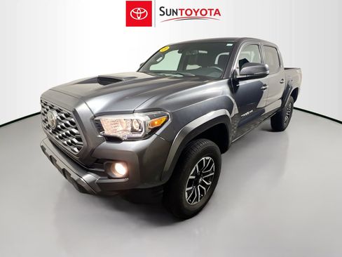 Used 2023 Toyota Tacoma TRD Sport w/ Technology Package AWD/4WD image 9