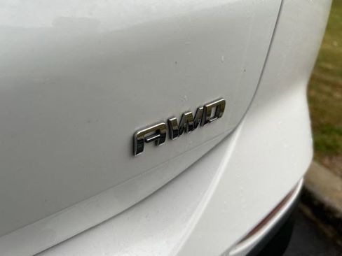 Used 2020 Chevrolet Equinox LS w/ LS Convenience Package image 48