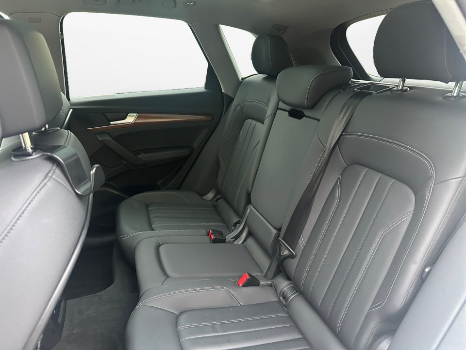 Used 2023 Audi Q5 2.0T Premium Plus AWD/4WD image 12