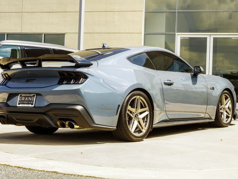 Used 2024 Ford Mustang GT RWD image 10