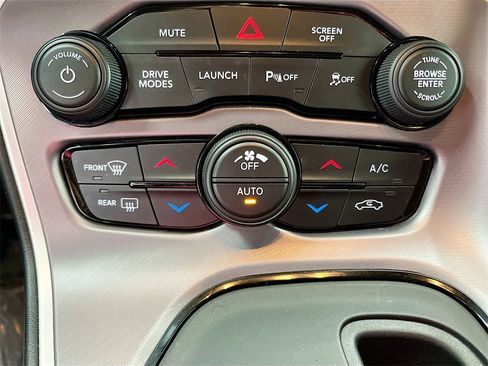 Used 2022 Dodge Challenger R/T Scat Pack image 15