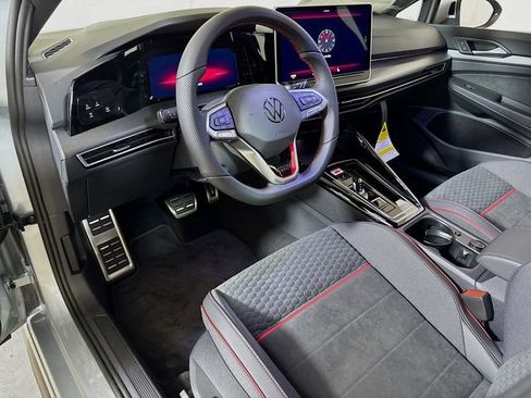 New 2026 Volkswagen GTI SE FWD image 5