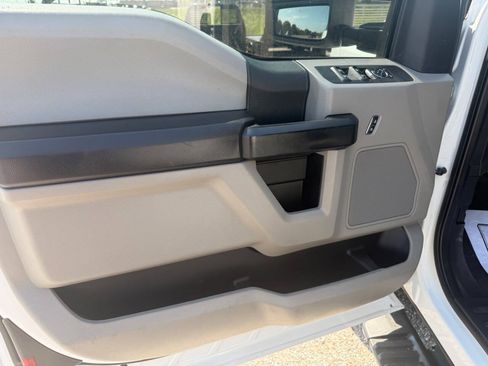 Used 2021 Ford F350 XL w/ Power Equipment Group AWD/4WD image 17