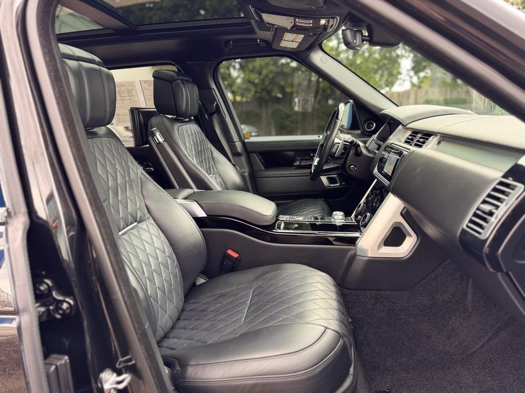 Used 2021 Land Rover Range Rover LWB SV Autobiography AWD/4WD image 33