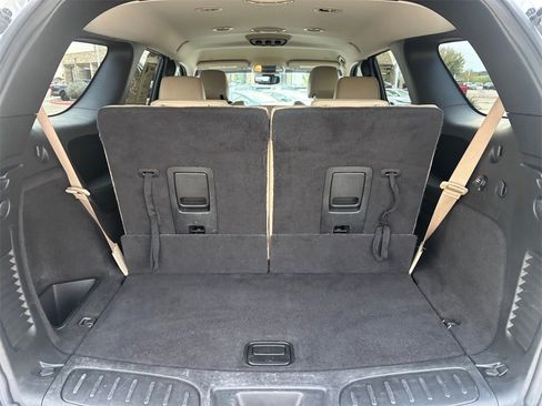 Used 2021 Dodge Durango SXT image 31