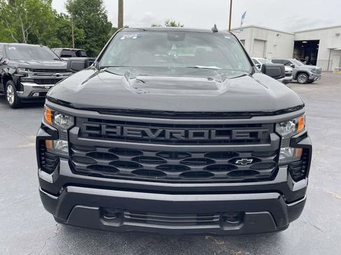 Certified 2025 Chevrolet Silverado 1500 Custom RWD image 7