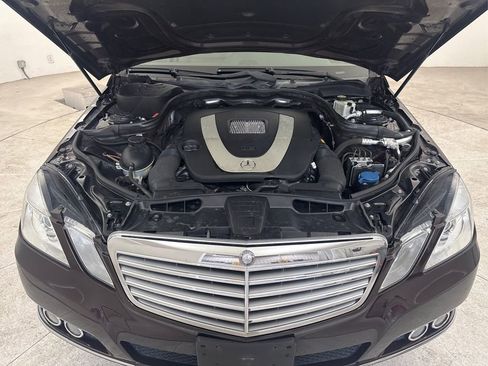 Used 2010 Mercedes-Benz E 350 Sedan image 14
