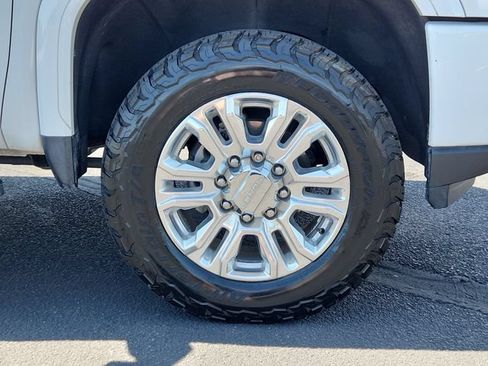 Used 2020 GMC Sierra 2500 Denali w/ Denali Ultimate Package AWD/4WD image 23
