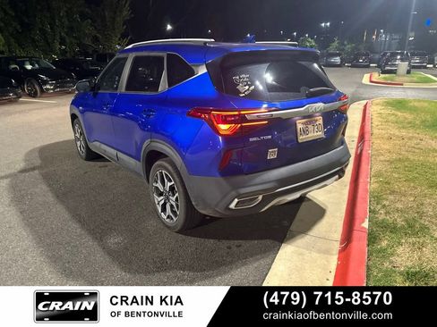 Used 2023 Kia Seltos EX AWD/4WD image 4