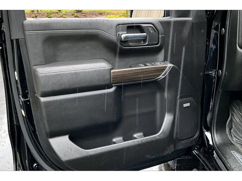 Used 2022 Chevrolet Silverado 1500 LT Trail Boss w/ Convenience Package II AWD/4WD image 23