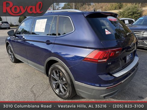 Certified 2023 Volkswagen Tiguan SE image 7