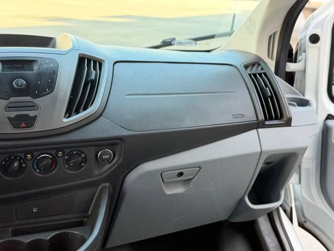 Used 2019 Ford Transit 150 XL RWD image 26