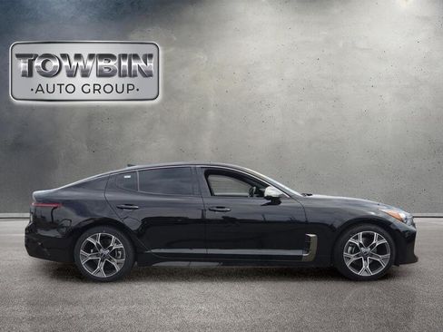 Used 2020 Kia Stinger GT-Line RWD image 3