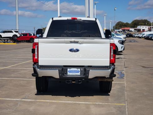 Certified 2024 Ford F250 Lariat w/ Chrome Package image 6