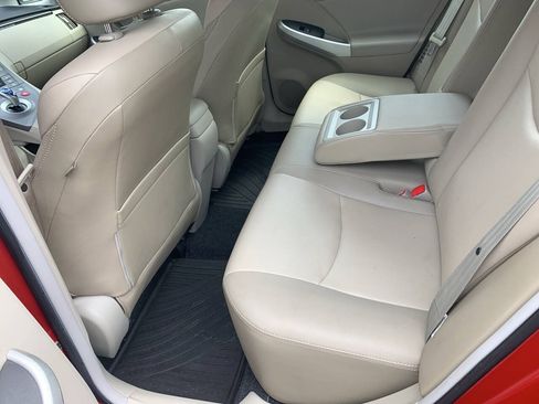 Used 2012 Toyota Prius Four w/ Deluxe Solar Roof Pkg FWD image 17