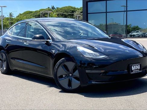 Used 2019 Tesla Model 3 Standard Range Plus RWD image 32