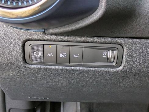 New 2026 Chevrolet Equinox EV LT image 13