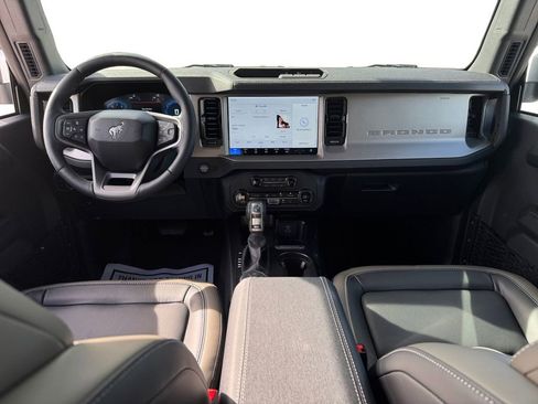 New 2025 Ford Bronco Outer Banks image 12