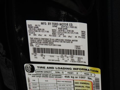 Used 2013 Ford F150 Raptor w/ Luxury Equipment Group image 32