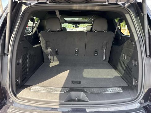 Used 2022 Chevrolet Suburban RST AWD/4WD image 27
