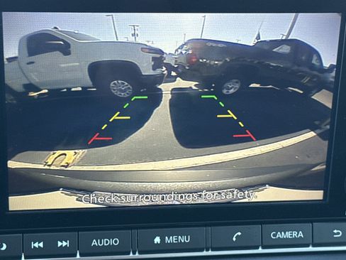 Used 2023 Nissan Rogue S image 24