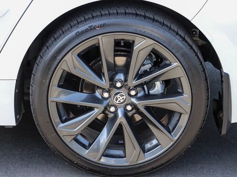 Used 2023 Toyota Corolla XSE FWD image 11