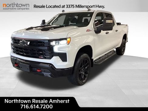 Used 2022 Chevrolet Silverado 1500 LT Trail Boss w/ Protection Package AWD/4WD image 1