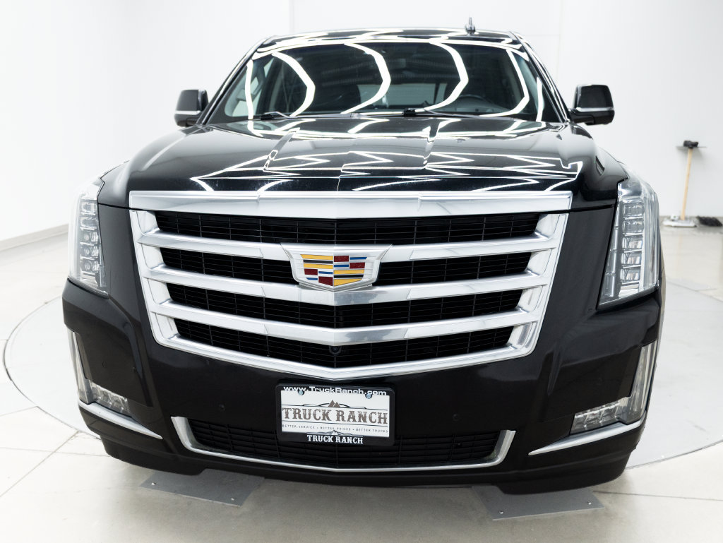 Used 2019 Cadillac Escalade Luxury AWD/4WD image 20