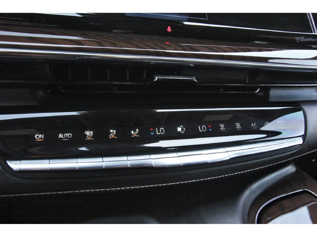 Certified 2024 Cadillac Escalade Sport Platinum w/ LPO, ONYX Package AWD/4WD image 24