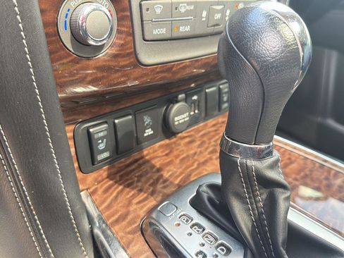 Used 2019 Nissan Armada SL w/ Premium Package RWD image 22