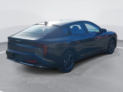 New 2026 Kia K4 LXS image 5