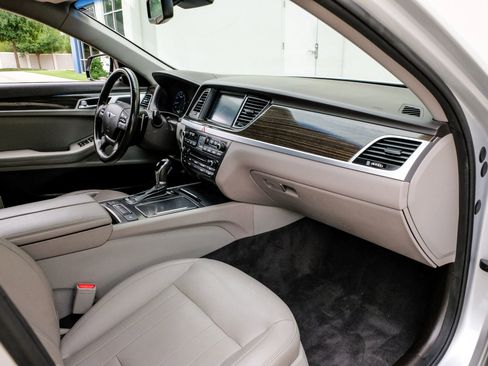 Used 2016 Hyundai Genesis 3.8 AWD/4WD image 20