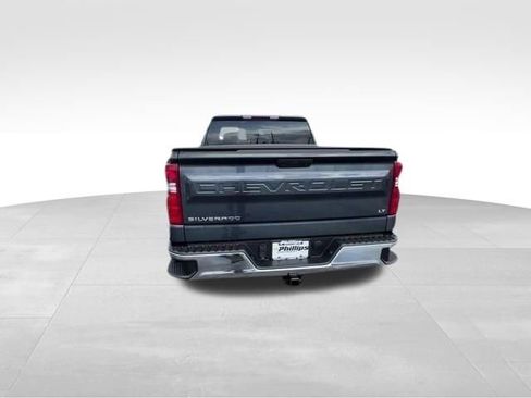 Used 2021 Chevrolet Silverado 1500 LT image 32