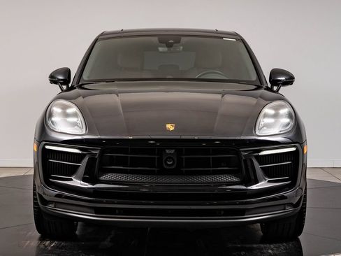 Certified 2023 Porsche Macan S AWD/4WD image 11