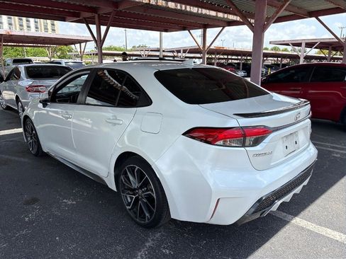 Used 2022 Toyota Corolla XSE FWD image 7