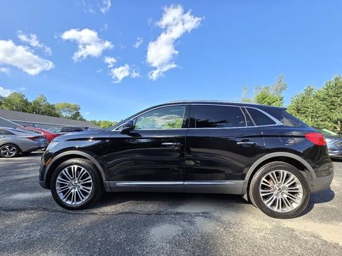 Used 2016 Lincoln MKX Reserve w/ Climate Package AWD/4WD image 10