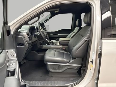 New 2025 Ford F150 XLT w/ Equipment Group 303A High image 9