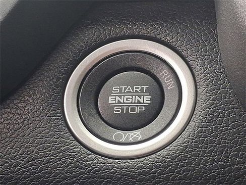 Used 2023 RAM 3500 Tradesman w/ Chrome Appearance Group image 22