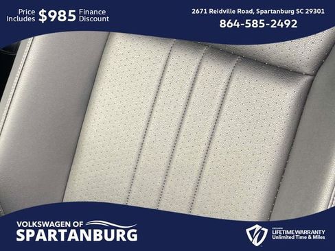 Used 2023 Volkswagen Tiguan SE image 16