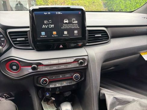 Used 2020 Hyundai Veloster Turbo FWD image 5